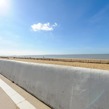 Appartement T2 A 50M De La Plage, Balcon, Wifi, Tout Confort, 4 Pers, Chatelaillon-Plage - Fr-1-535-9 Exterior foto